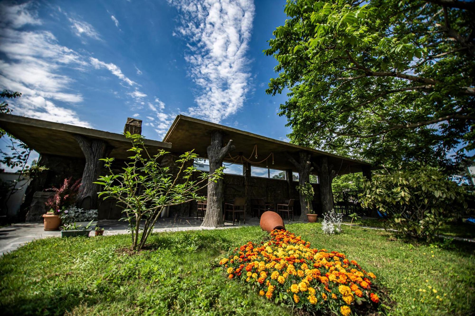 Chveni Ezo Boutique Hotel Kobuleti Exterior foto